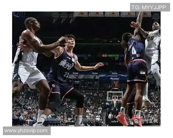 开拓者与休斯敦火箭激战正酣谁能在NBA赛场上笑到最后